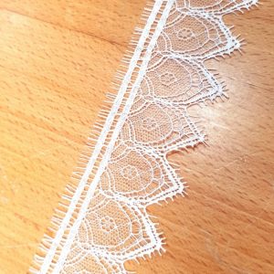 Galon dentelle plume (dentelle de Calais)