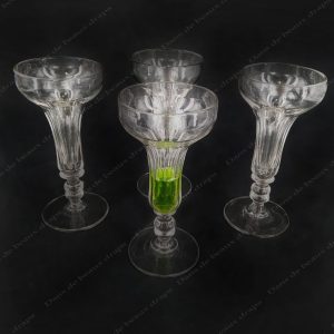 Suite de 4 champenoises en cristal de Baccarat, XIXème.