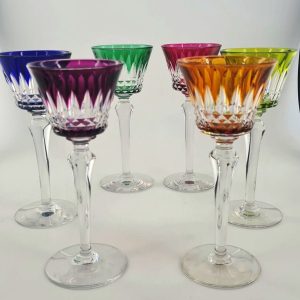 Suite de 6 verres en cristal doublés , Baccarat, modèle Picadilly
