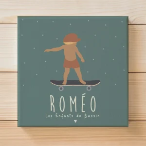 Roméo en skateboard