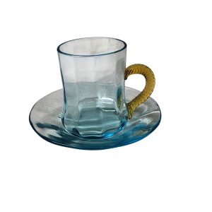 Très jolie tasse et sa sous-tasse en verre, modèle dit »George Sand », cristalleries de Portieux.