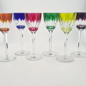 Suite de 6 verres à vin blanc en cristal doublé, Baccarat, modèle Vérone
